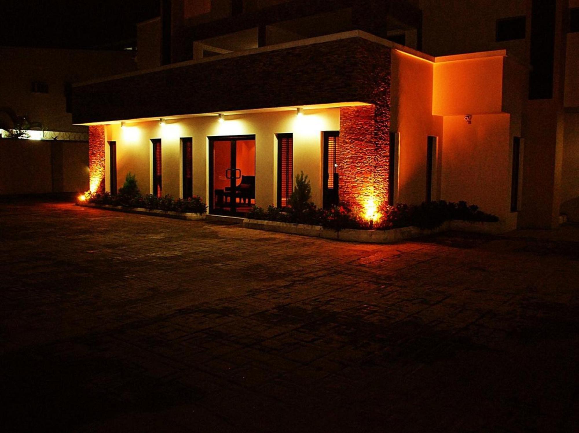 S & S Hotel & Suites Lagos Ngoại thất bức ảnh