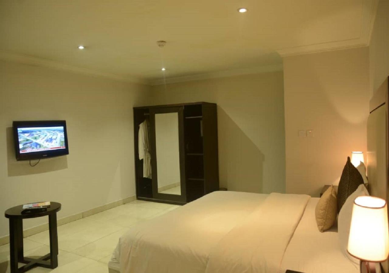 S & S Hotel & Suites Lagos Ngoại thất bức ảnh