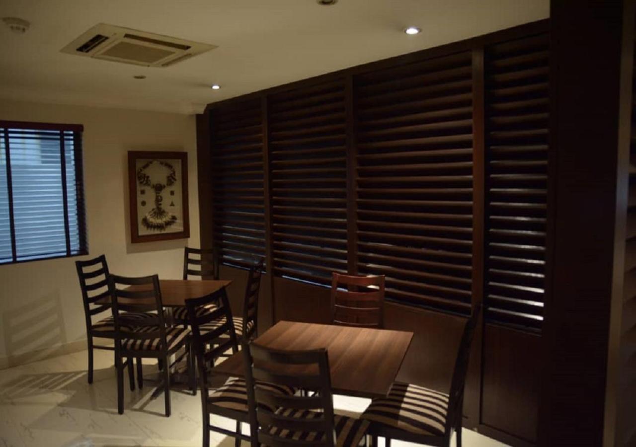S & S Hotel & Suites Lagos Ngoại thất bức ảnh