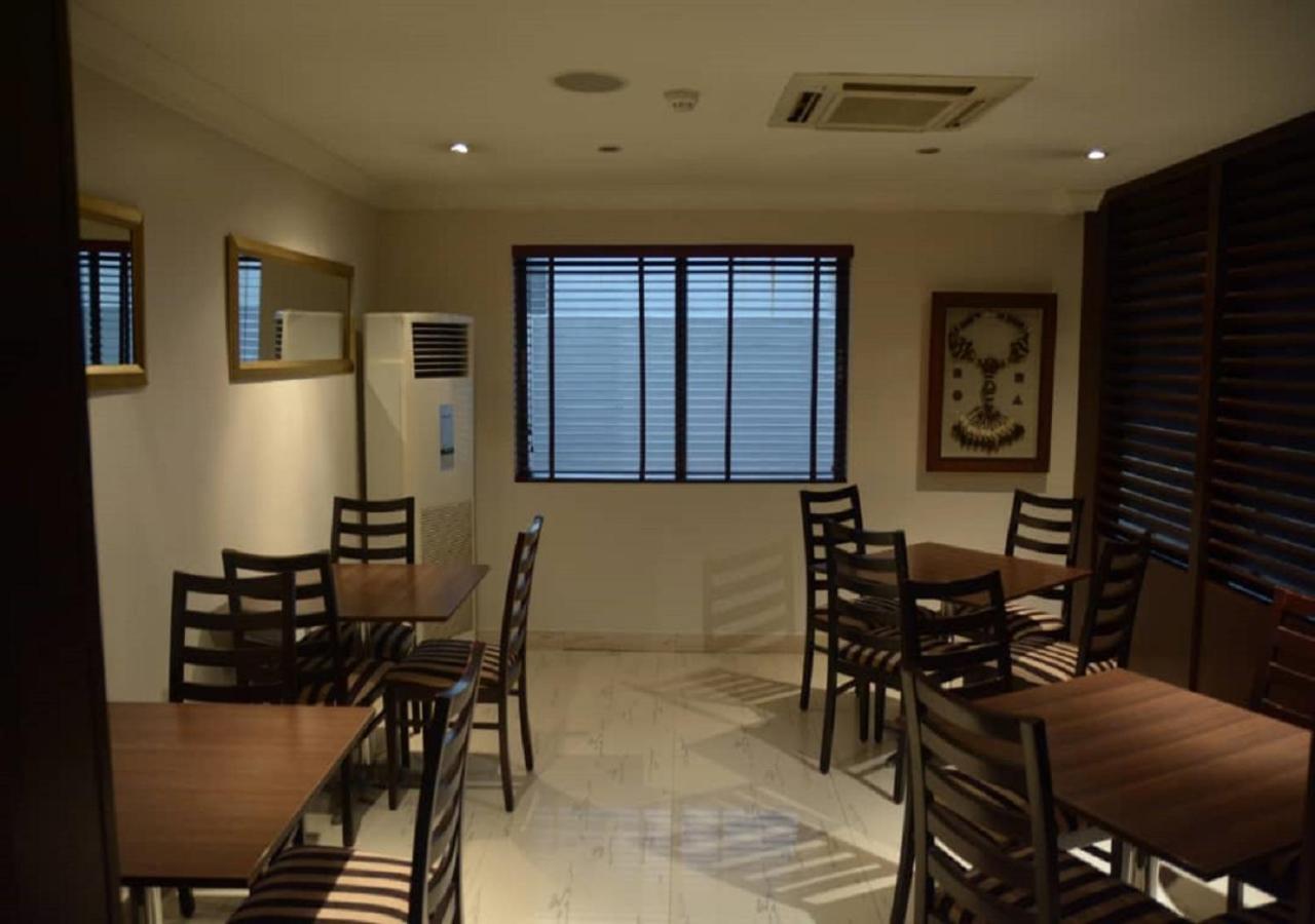 S & S Hotel & Suites Lagos Ngoại thất bức ảnh