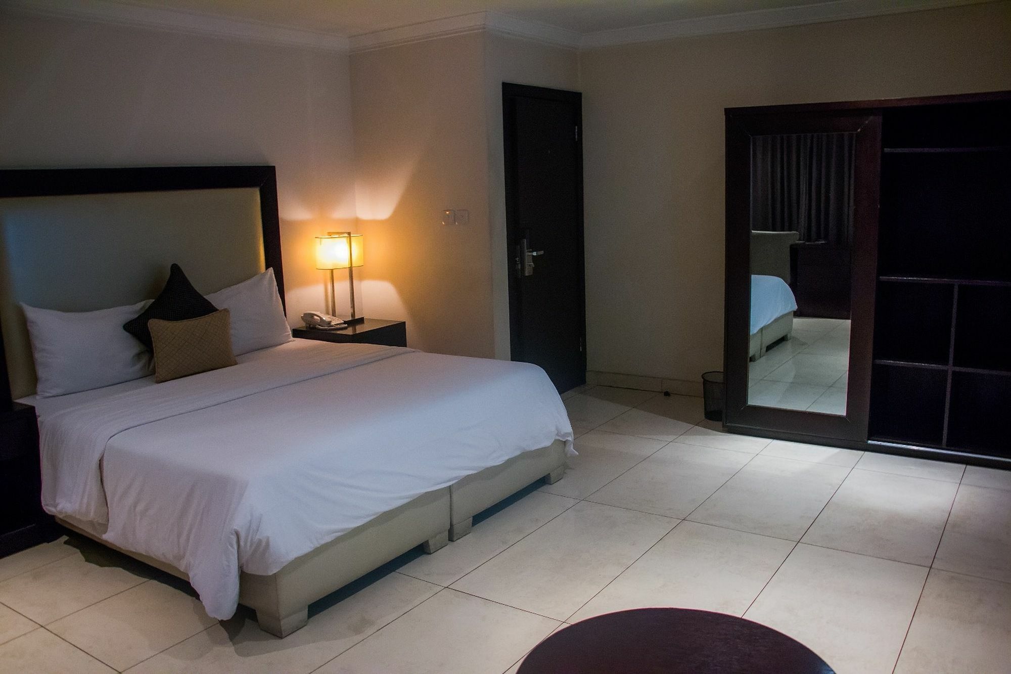 S & S Hotel & Suites Lagos Ngoại thất bức ảnh