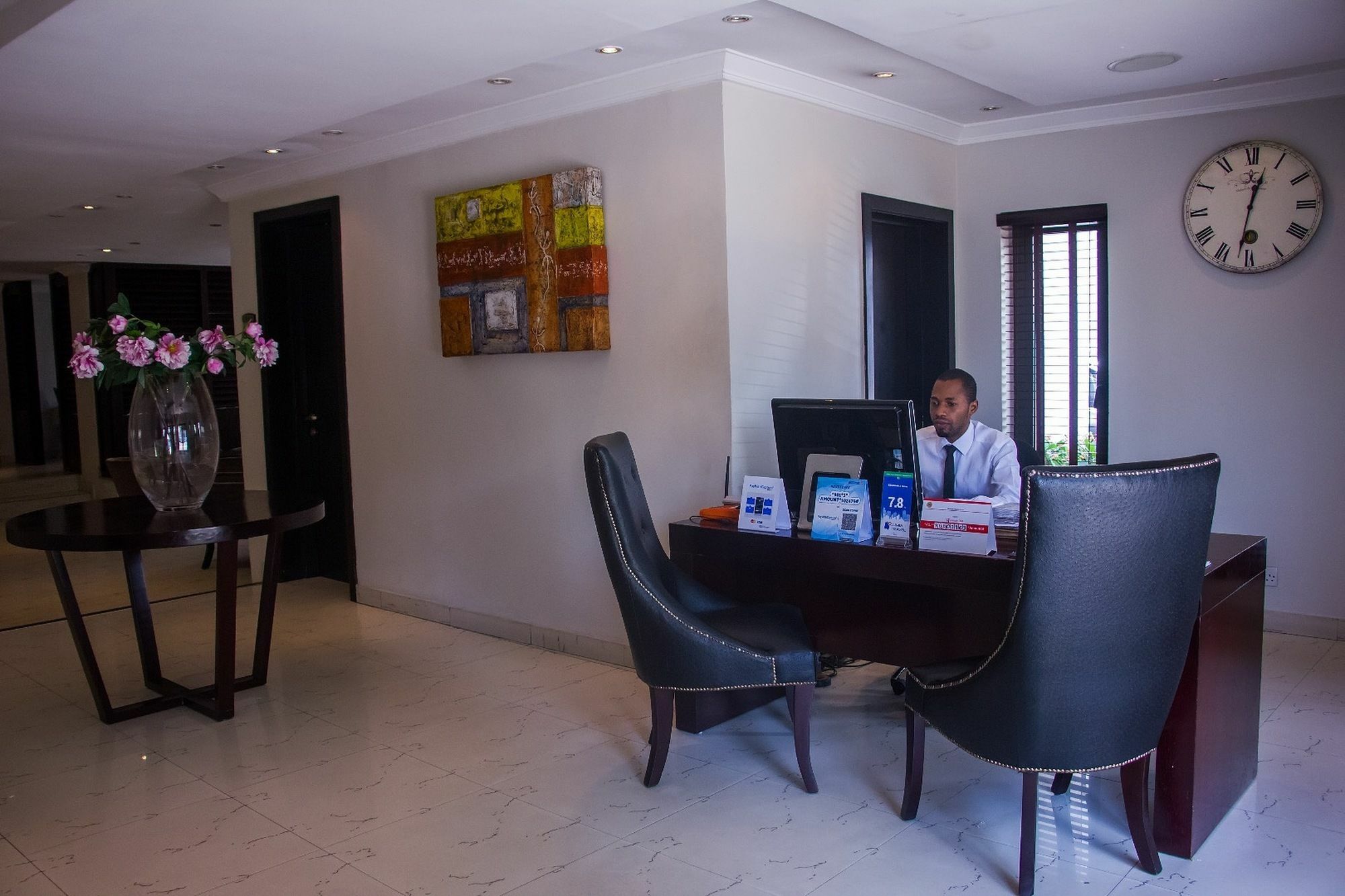 S & S Hotel & Suites Lagos Ngoại thất bức ảnh