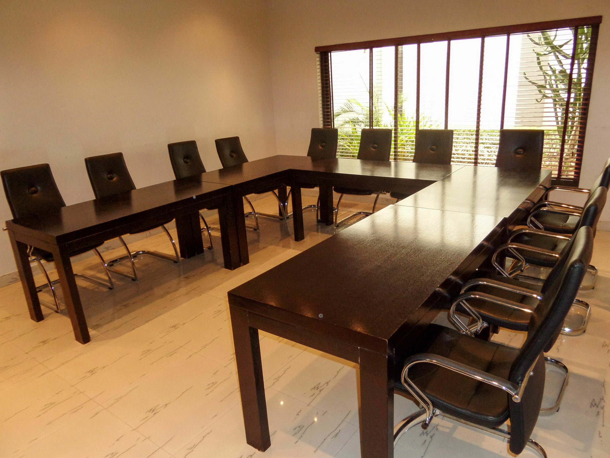 S & S Hotel & Suites Lagos Ngoại thất bức ảnh