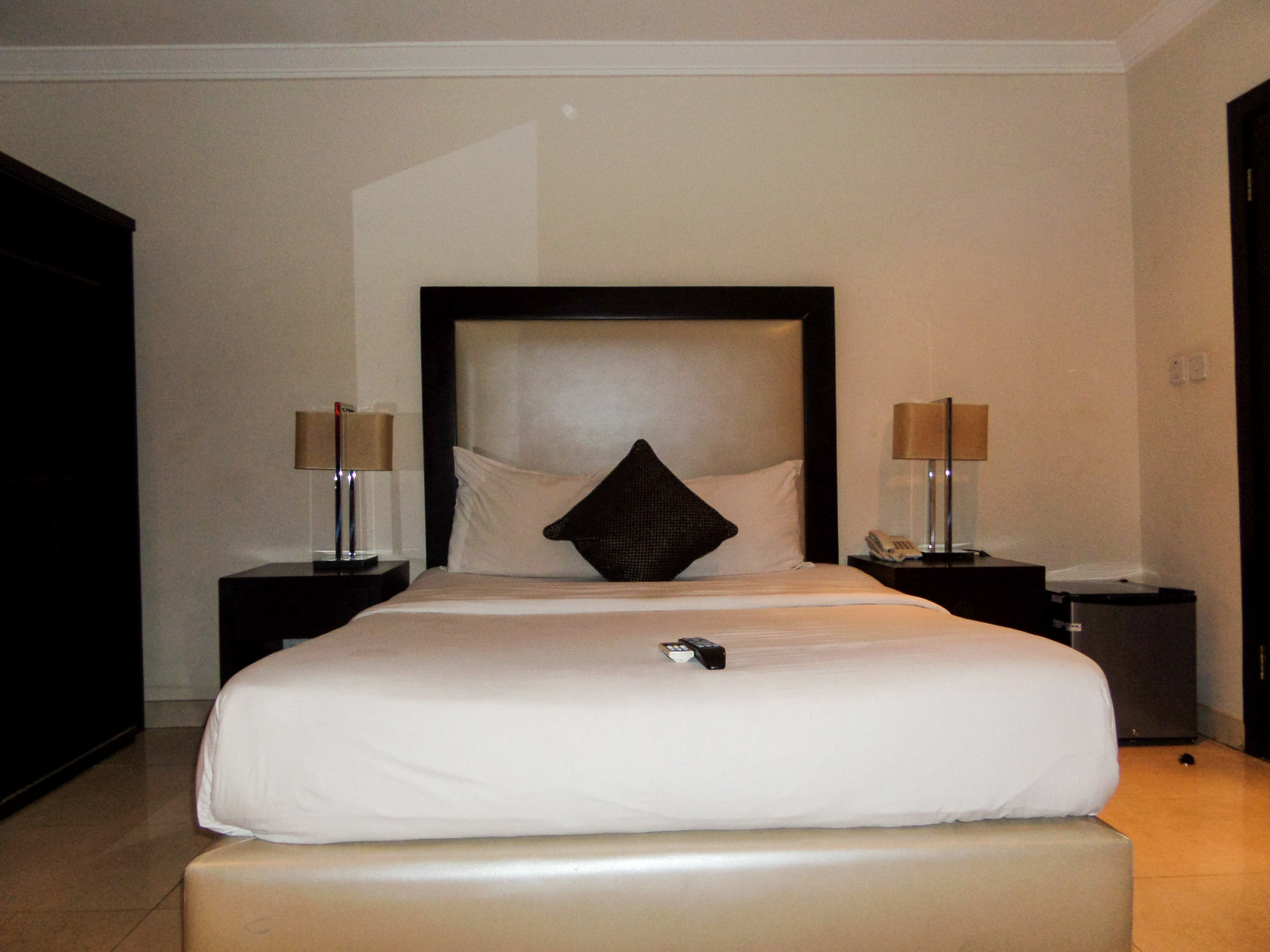 S & S Hotel & Suites Lagos Ngoại thất bức ảnh